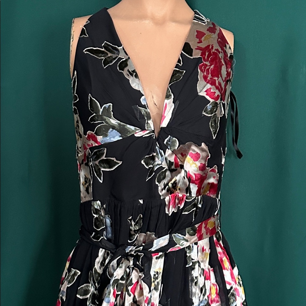 Floral Sleeveless Dress